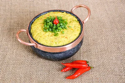 Tô com ragu na mão